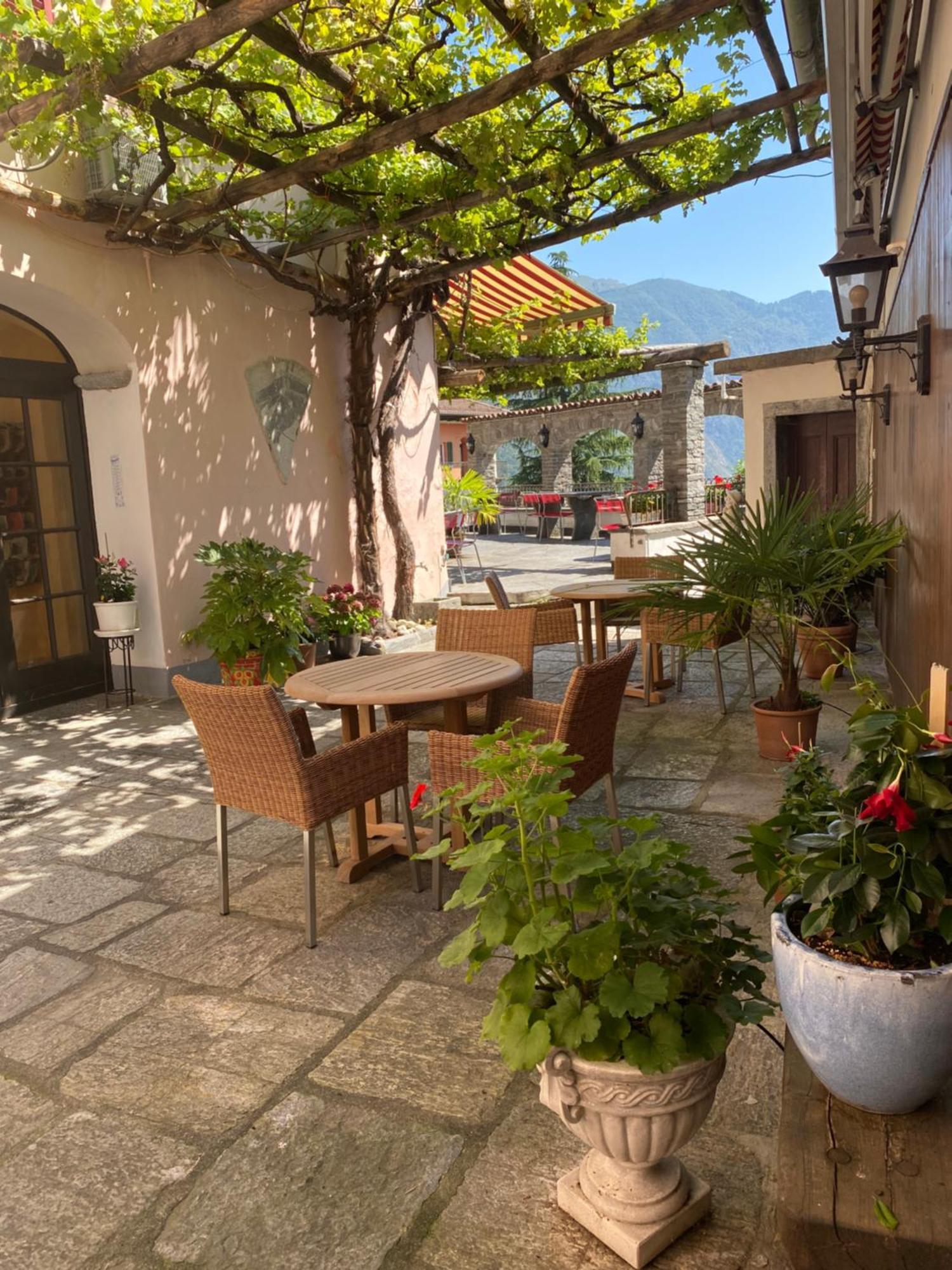 Hotel Antico Intragna Exterior photo